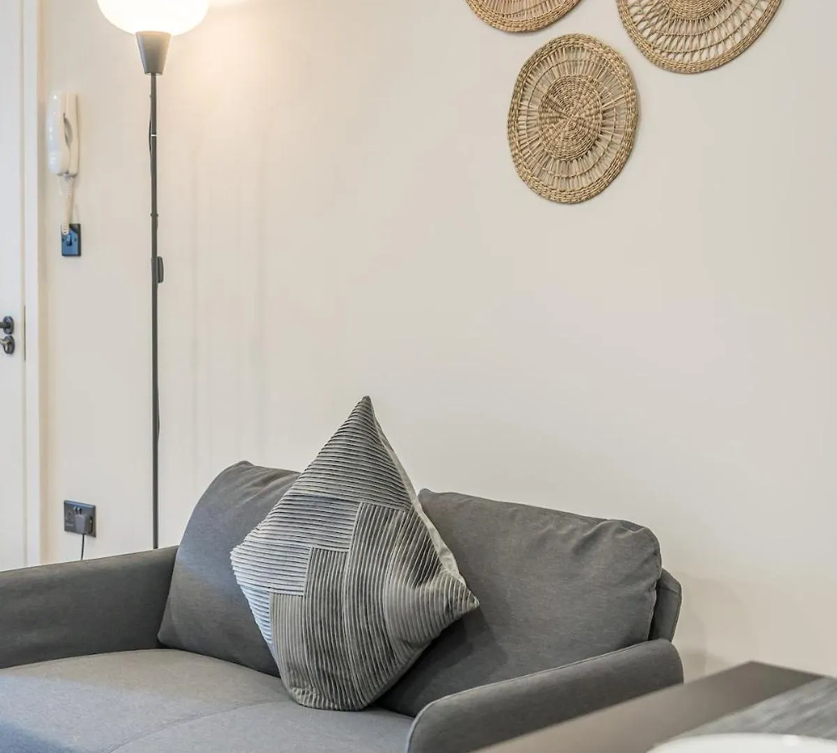Royal Docks Cozy Studio Flat C London